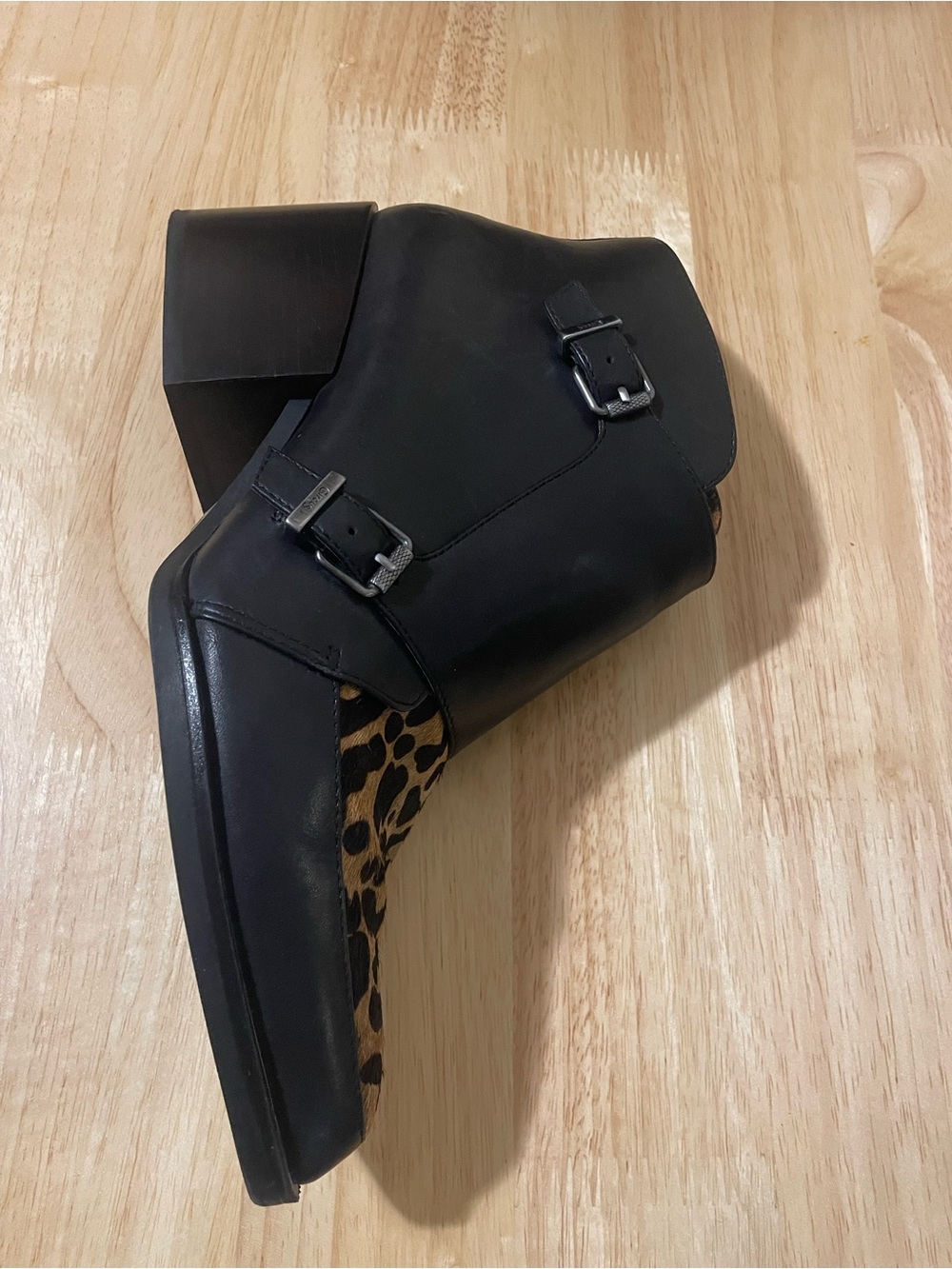 Circus by Sam Edelman Black Leather Ankle Boots with Leopard Print Toe - Picture 3 of 8